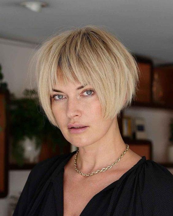 Kurze Frisuren für Frauen