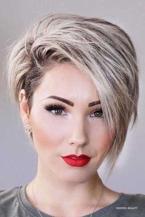 Mittellange Frisuren mit Pony