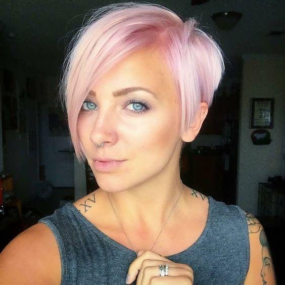 Pinker asymmetrischer Bob