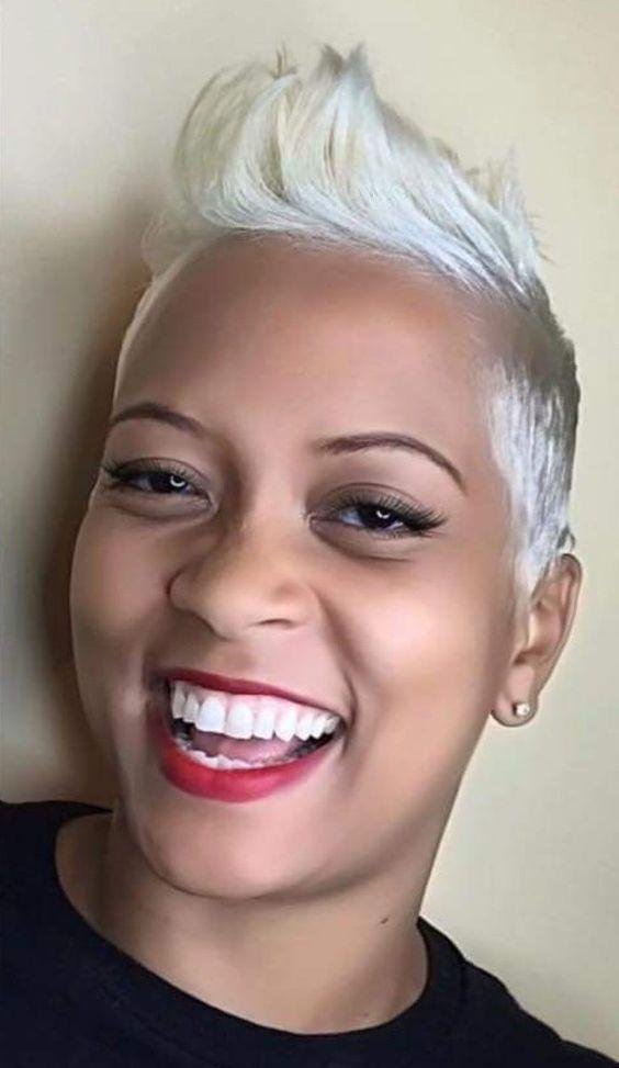 Kürzere Haare? Volltreffer! 6 Pixie-Cuts, die Ihnen Mut machen.